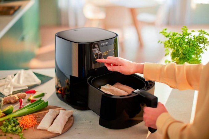 Philips Essential Airfryer Compact HD9252/90